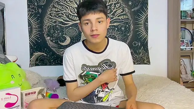 Bldavioro45 - Male webcam sex chat