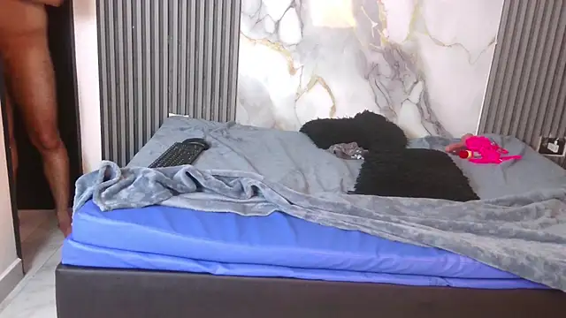 LunandCarlos webcam