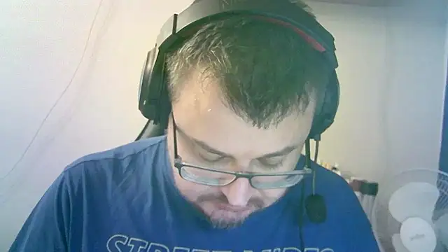 SirAbuser webcam