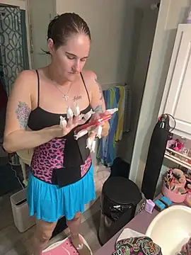 lolabunny9 live cam on StripChat