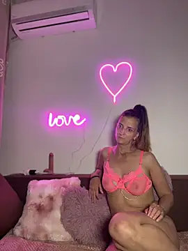 Sabrinedivinee webcam