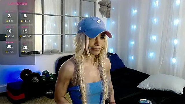 SarahRaynex webcam
