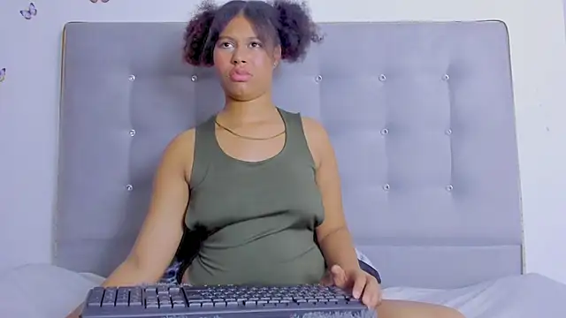 tatianasquirthot webcam
