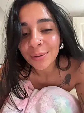 Meganmilk1 webcam