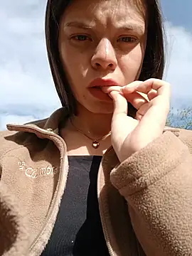 _Isabella-7 webcam
