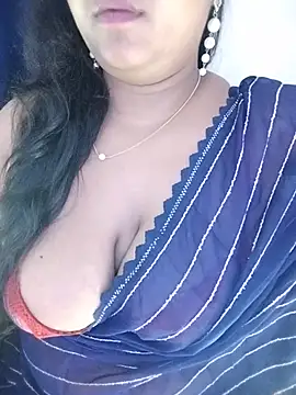 Cutee_Amrita webcam