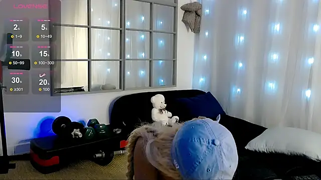 SarahRaynex webcam