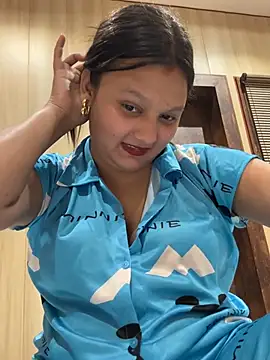Ishita_Pandeyy webcam