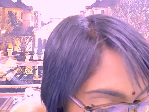 IndianRebel4u2Luv webcam