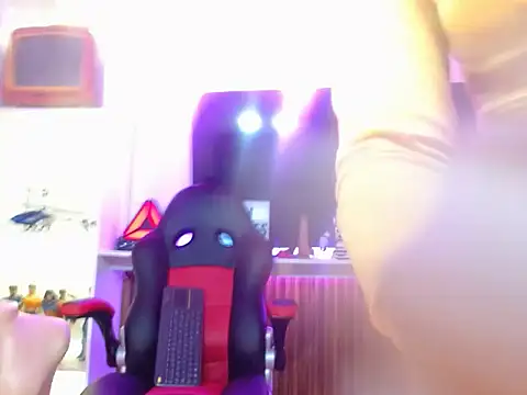 _QueenMarilyn webcam