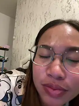 Ponthip webcam