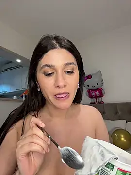 IrisBlues live cam on StripChat
