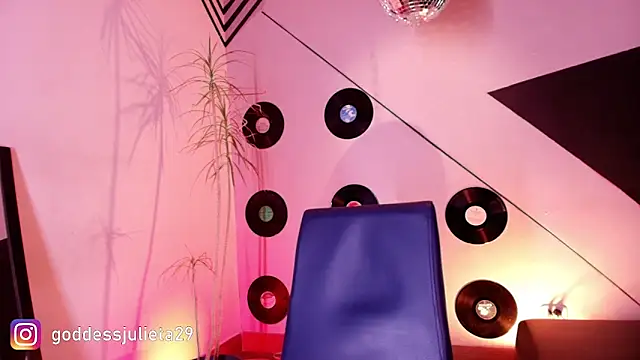 GoddessJulieta_ live cam on StripChat
