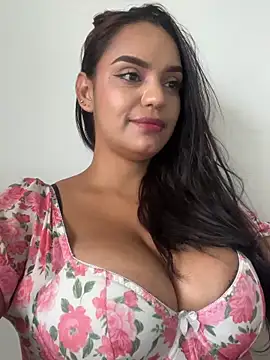 Sara-77 webcam