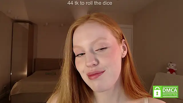 lulu_moonmoon webcam