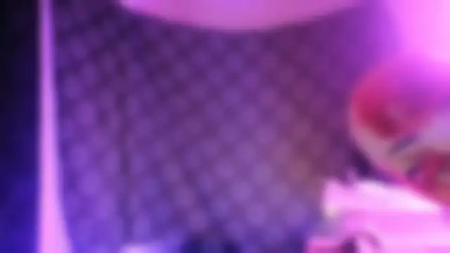 Guyst049 webcam