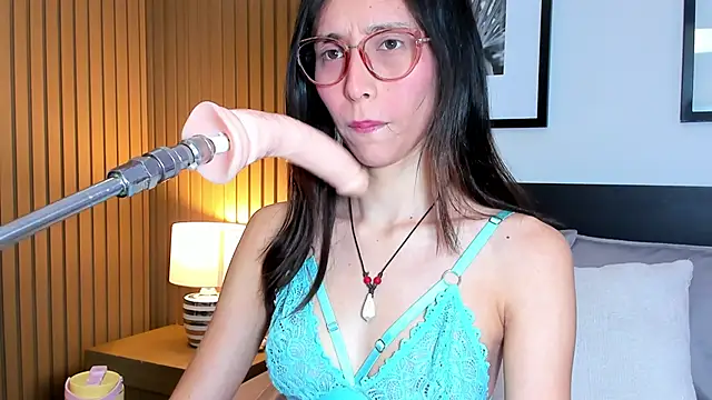 doll_bella_ webcam
