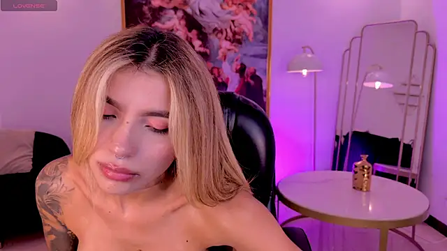 LexieWayne webcam