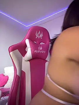 aliciia777 (F young) - Eat me🔥💦