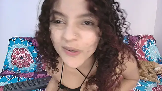 Nikki__uwu webcam