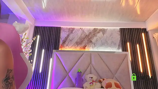 Happy_tits live cam on StripChat