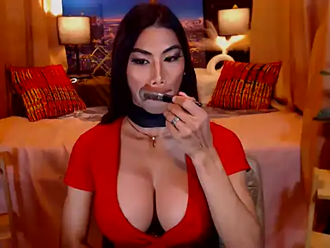 DAYANARAHFOX webcam