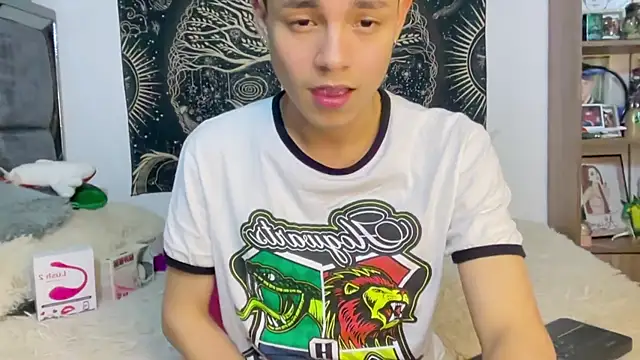 Bldavioro45 - Male webcam sex chat