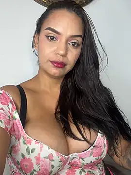 Sara-77 webcam
