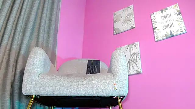 emily_ox0 webcam