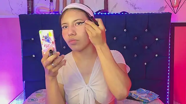 Dakotaa_Johnson webcam