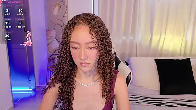 ChloeMoreti webcam