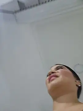 Pretty_Julieta webcam