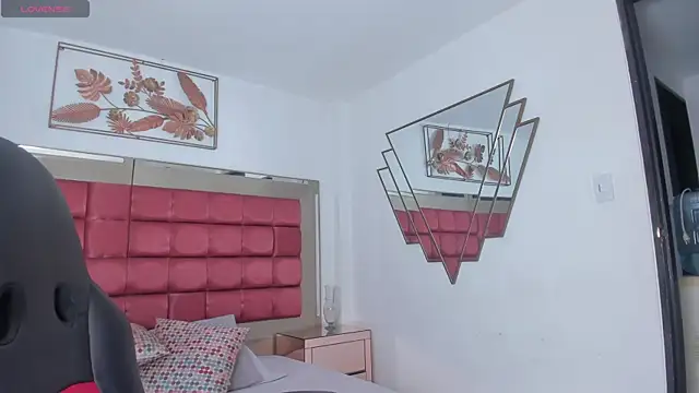 AfroditaVega_ webcam