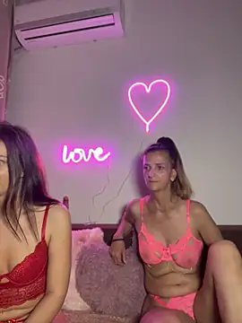 Sabrinedivinee webcam