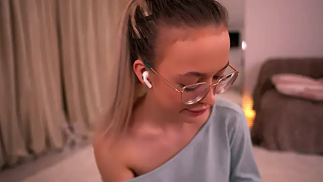 kyliejoyce (F teen) - enjoy week cumm💦
