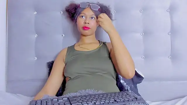 tatianasquirthot webcam