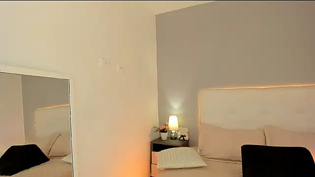 NataliaBuiles live cam on StripChat