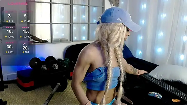 SarahRaynex webcam