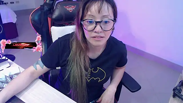 pink-2022 webcam
