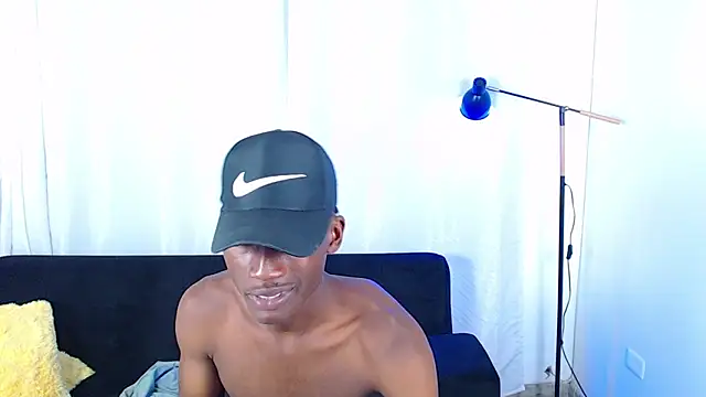 alexaandro18 webcam