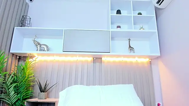 isabel_sofiaa webcam