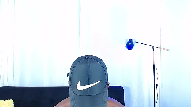 alexaandro18 webcam