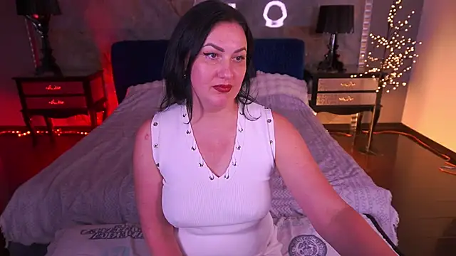 VelvetLuck webcam
