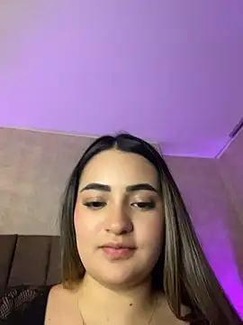 Antonella_Julieta webcam
