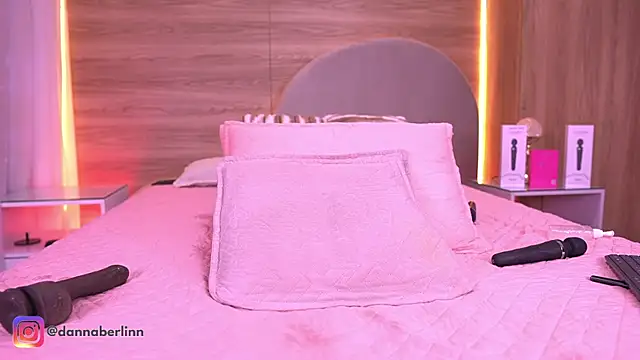 danna_berlin_ webcam