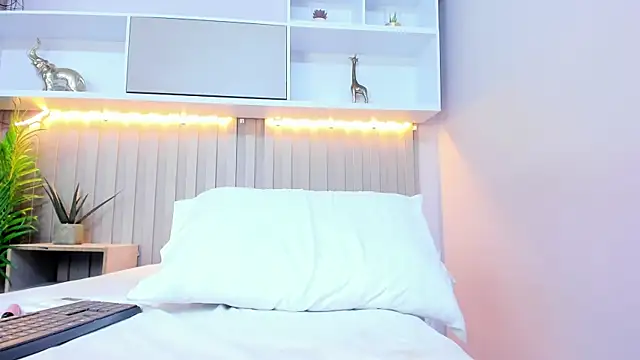 isabel_sofiaa webcam