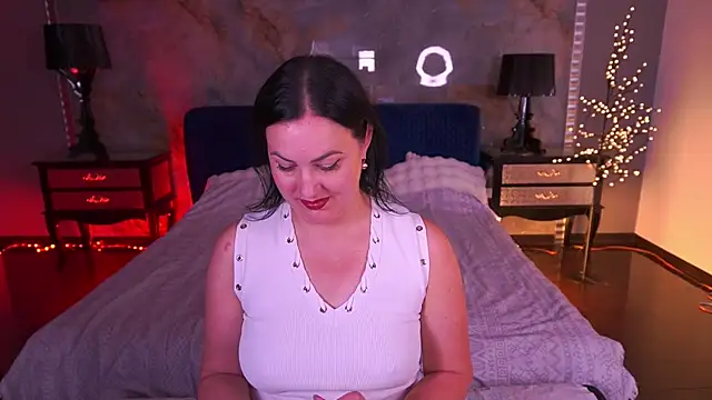 VelvetLuck webcam