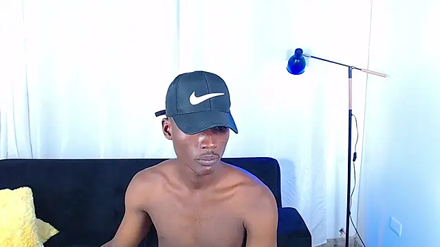 alexaandro18 webcam