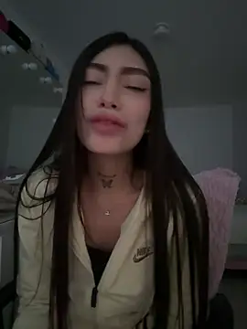 bonny_eva (F young) - BLOWJOB AND RIDE DILDO 🔥🔥