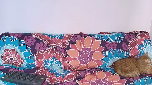 Nikki__uwu webcam